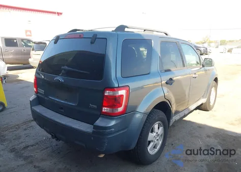 2010 Ford Escape Xlt from USA, damaged, VIN 1FMCU9DG0AKC23685